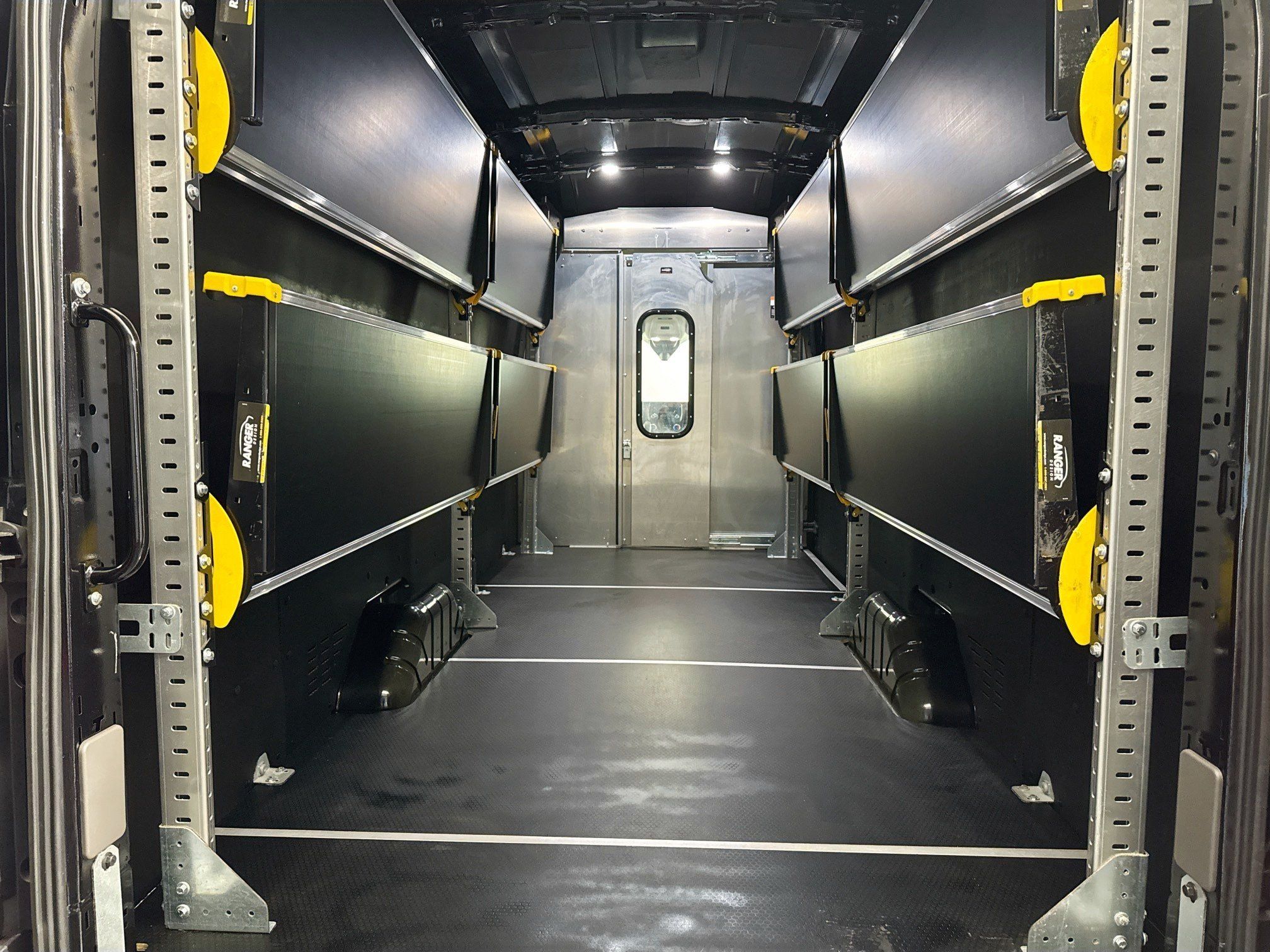 Used 2023 Ford Transit 250 148 High Roof Extended w/ Load Area Protection Package RWD image 38