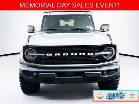 Certified 2022 Ford Bronco Wildtrak AWD/4WD image 2