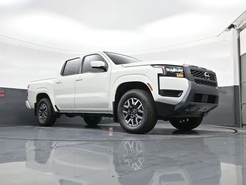New 2026 Nissan Frontier SV image 14