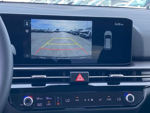 New 2026 Kia Sportage EX FWD image 22