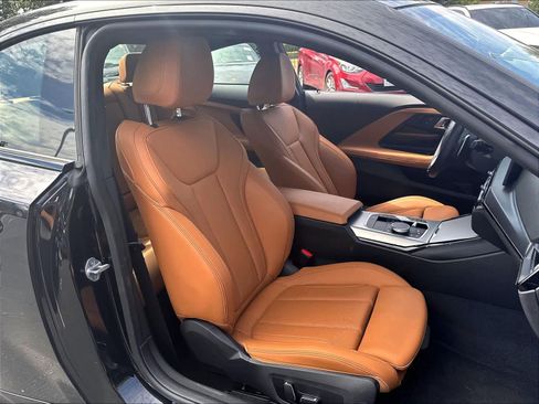 Used 2024 BMW 230i Coupe w/ Convenience Package RWD image 29