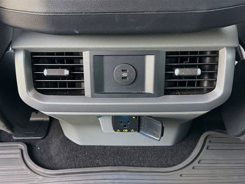 Used 2025 Ford F150 Lightning Flash image 38