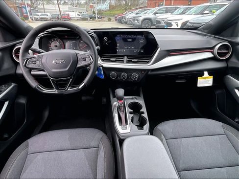 New 2026 Chevrolet Trax RS w/ Driver Confidence Package FWD image 12