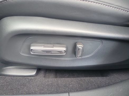 Certified 2025 Acura ADX AWD image 19