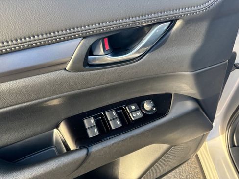 Used 2025 MAZDA CX-5 AWD 2.5 S w/ Preferred Package image 19