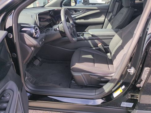 Used 2026 Chevrolet Blazer EV LT FWD image 11