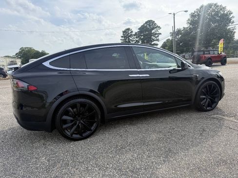 Used 2019 Tesla Model X Long Range AWD/4WD image 18