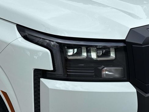 New 2026 Nissan Frontier S AWD/4WD image 9