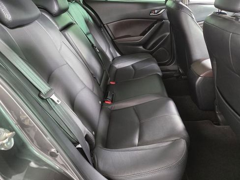 Used 2018 MAZDA MAZDA3 Grand Touring image 20