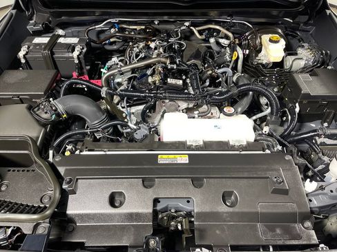 Certified 2025 Toyota Tacoma SR RWD image 9