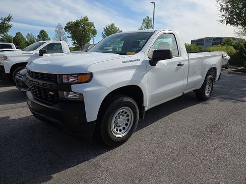 Used 2021 Chevrolet Silverado 1500 W/T image 2