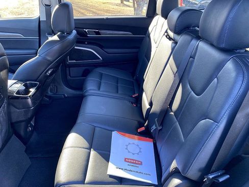 Used 2020 Kia Telluride EX w/ Towing Package image 12