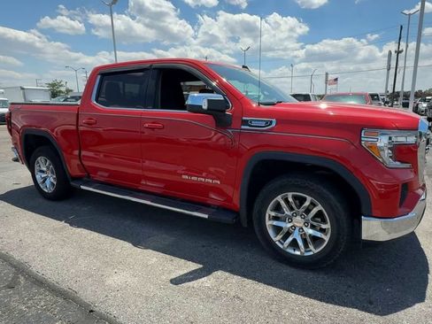 Used 2020 GMC Sierra 1500 SLE w/ SLE Value Package AWD/4WD image 2