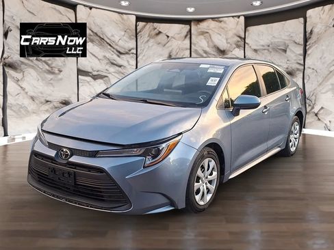 Used 2023 Toyota Corolla LE FWD image 3