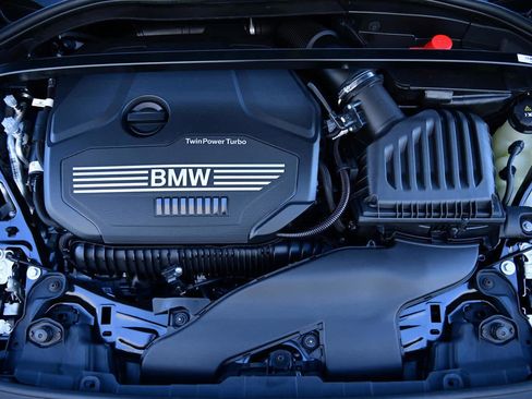 Certified 2024 BMW 228i Gran Coupe w/ Premium Package FWD image 32