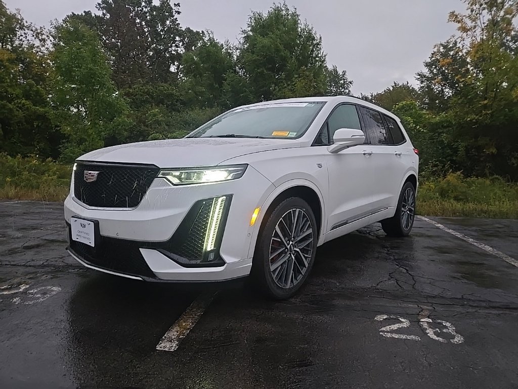Certified 2023 Cadillac XT6 Sport w/ Platinum Package AWD/4WD image 1