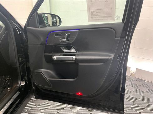 Certified 2022 Mercedes-Benz GLB 250 image 25