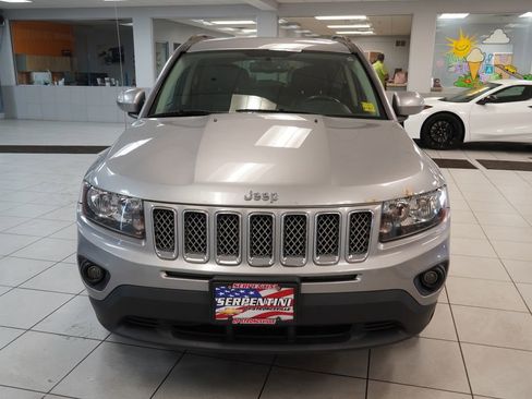 Used 2016 Jeep Compass Latitude AWD/4WD image 14