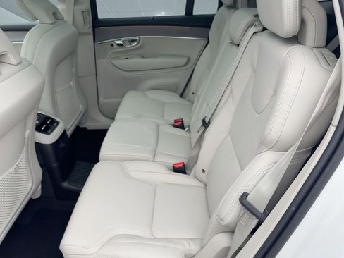 New 2026 Volvo XC90 T8 Ultra w/ Protection Package Premier AWD/4WD image 14