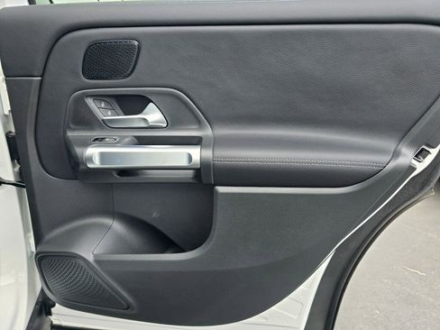 New 2026 Mercedes-Benz GLB 250 4MATIC image 24