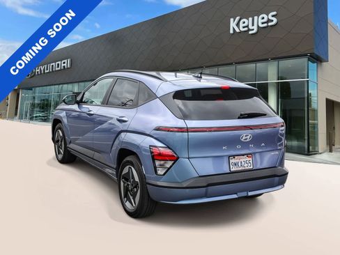 Certified 2024 Hyundai Kona SEL FWD image 7