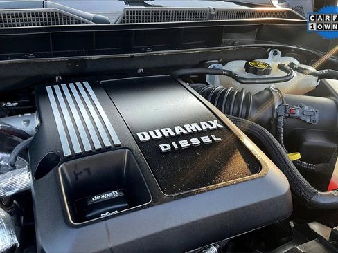 Used 2023 GMC Yukon Denali Ultimate image 32