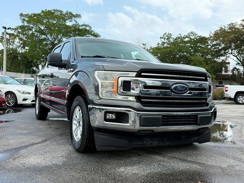 Used 2018 Ford F150 XLT w/ Trailer Tow Package RWD image 3