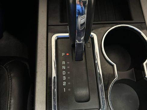 Used 2013 Ford Expedition Max Limited AWD/4WD image 18