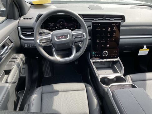 New 2026 GMC Terrain Elevation w/ Elevation Premium Package AWD/4WD image 9