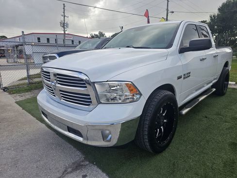 Used 2016 RAM 1500 Big Horn image 3