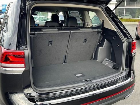 New 2025 Volkswagen Atlas SE image 23