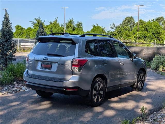 Used 2017 Subaru Forester 2.5i Limited AWD/4WD image 5