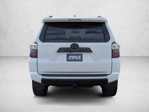 Used 2019 Toyota 4Runner TRD Off-Road Premium image 6