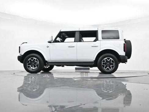Certified 2025 Ford Bronco Outer Banks AWD/4WD image 43