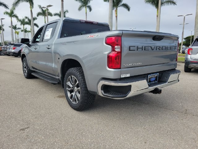Used 2023 Chevrolet Silverado 1500 LT AWD/4WD image 4