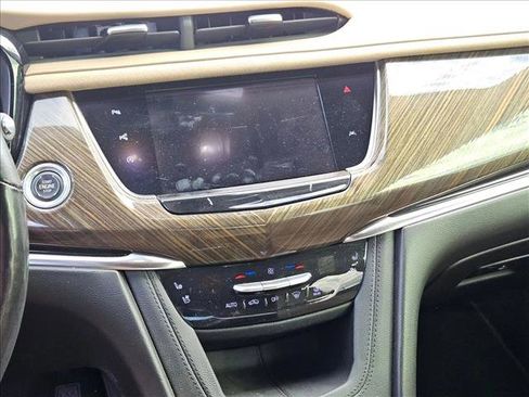 Used 2020 Cadillac XT6 Premium Luxury w/ Platinum Package image 12