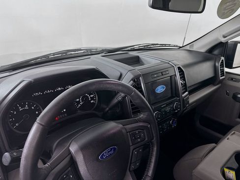 Used 2018 Ford F150 XLT w/ Equipment Group 302A Luxury AWD/4WD image 14