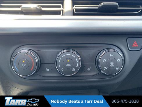 Used 2026 Chevrolet Trax RS FWD image 16