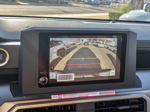 New 2026 Toyota 4Runner SR5 AWD/4WD image 26