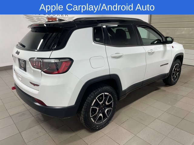Used 2025 Jeep Compass Trailhawk AWD/4WD image 6