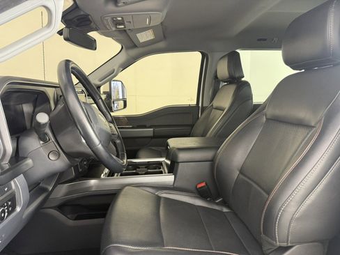 Used 2023 Ford F350 Lariat w/ FX4 Off-Road Package AWD/4WD image 15