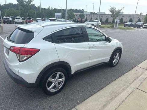 Used 2019 Honda HR-V EX-L image 6