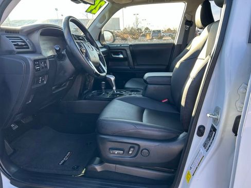 Used 2024 Toyota 4Runner TRD Off-Road Premium image 14