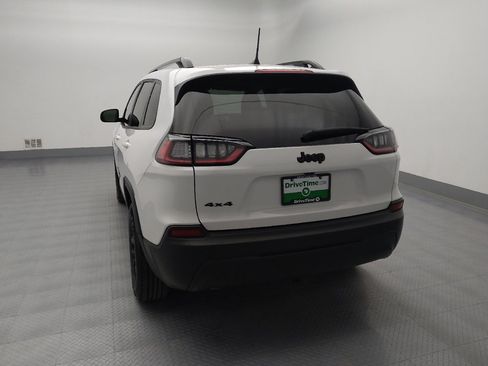 Used 2023 Jeep Cherokee Altitude Lux image 6