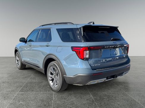 New 2026 Ford Explorer Active w/ Active Comfort Package image 3