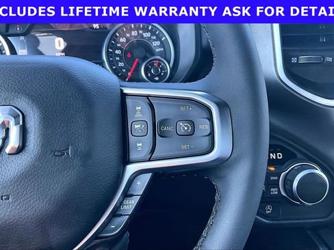 Used 2025 RAM 1500 Big Horn AWD/4WD image 16