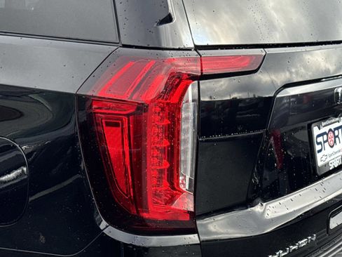 Used 2023 GMC Yukon Denali Ultimate image 32