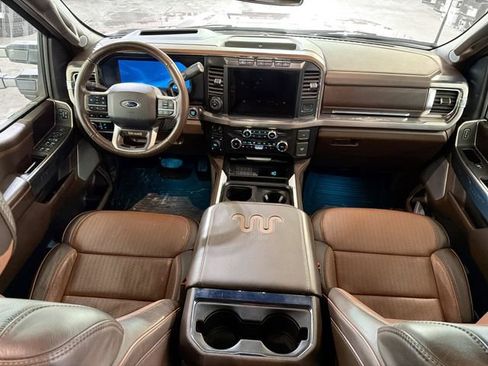 Used 2024 Ford F350 King Ranch w/ FX4 Off-Road Package image 10