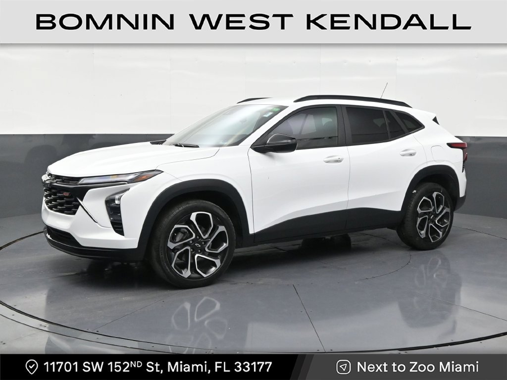 Used 2026 Chevrolet Trax RS w/ Sunroof Package FWD image 1