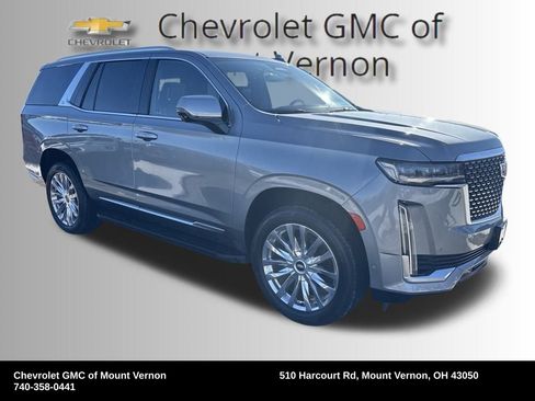 Used 2023 Cadillac Escalade Premium Luxury image 8